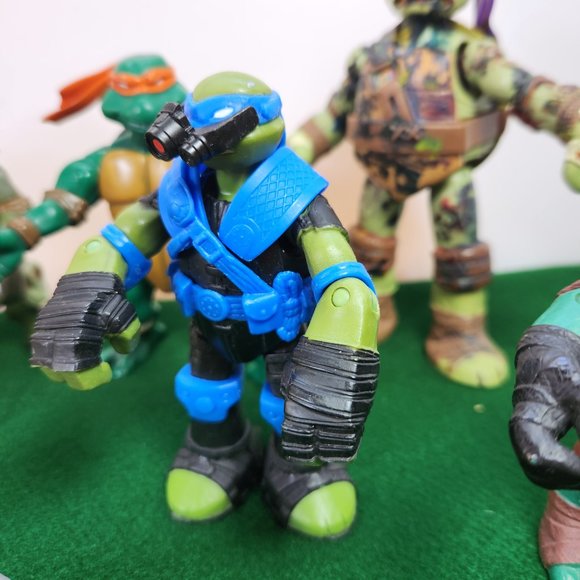 Teenage Mutant Ninja Turtles Action Figures Lot of 8 2002 - 2015 Plus 3 - Picture 4 of 11